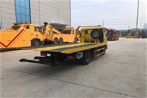 惠安非事故拖车