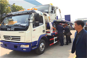 惠安汽车道路救援拖车价格